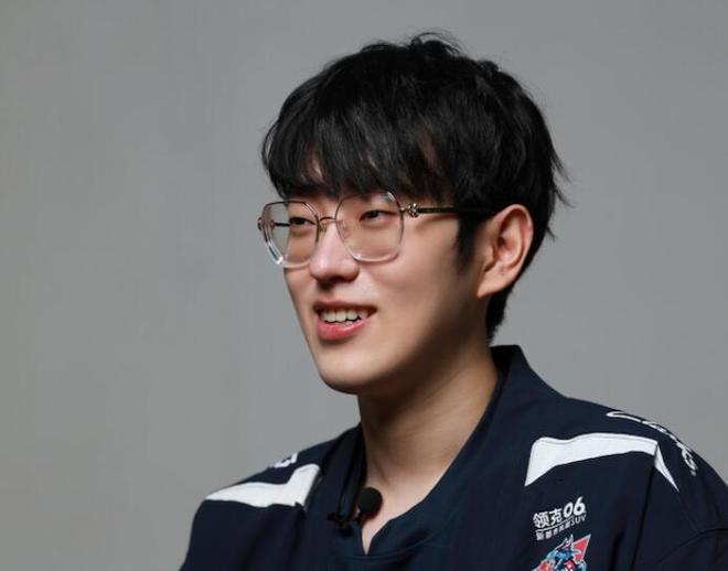 IG险胜EDG,Scout操刀奇招英雄翻盘强强对话淘汰赛,技惊四座 IG险胜EDG,Scout操刀奇招英雄翻盘强强对话淘汰赛,技惊四座