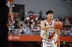 爱游戏官网-NS血洗100T,Scout团战一打五顶尖较量全球总决赛,留下经典瞬间