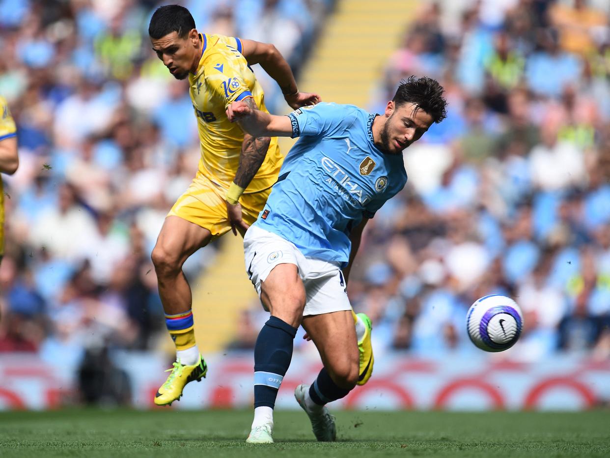 曼城主场击败水晶宫,继续领跑英超 曼城主场击败水晶宫,继续领跑英超