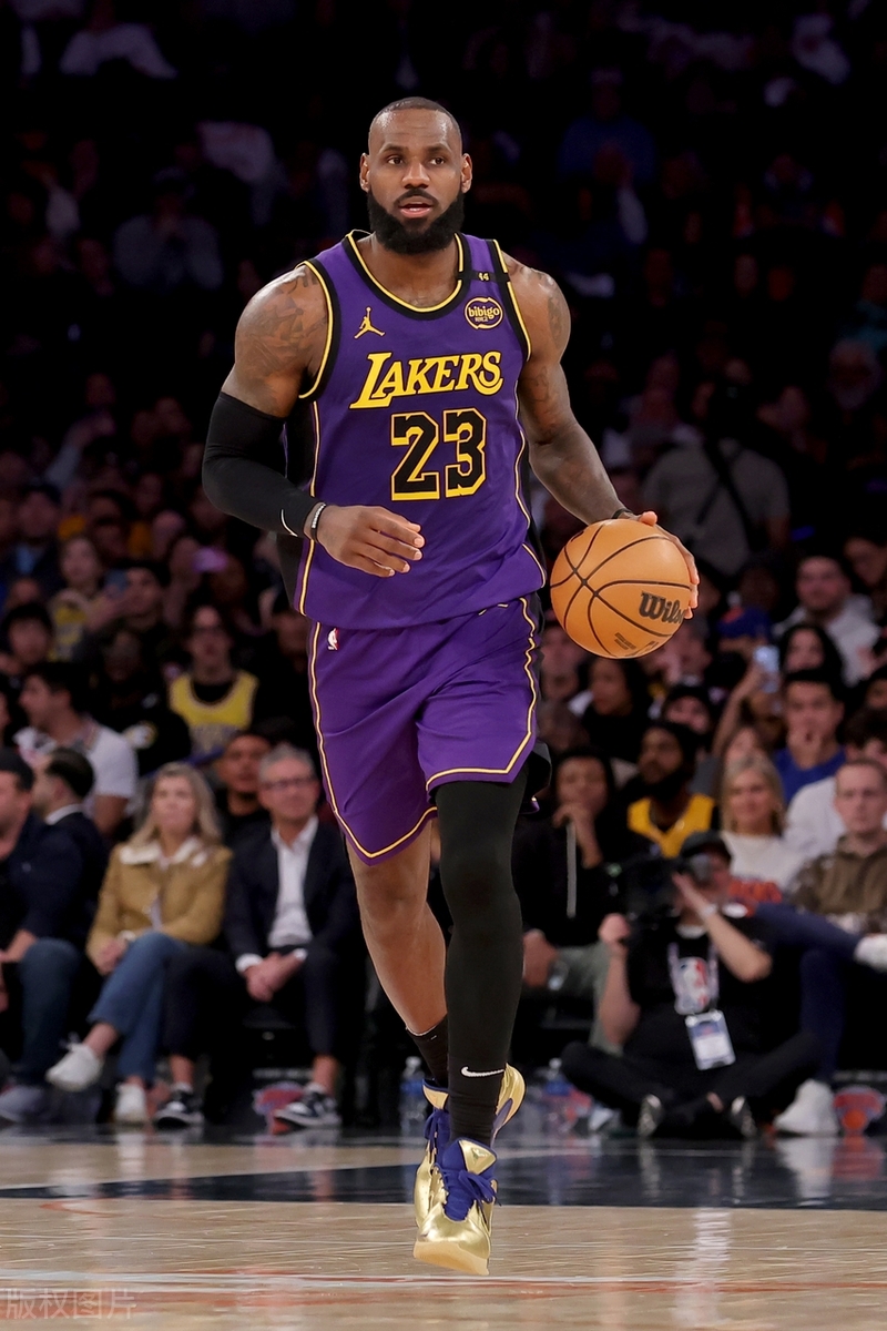 爱游戏在线-关于暴龙客场击败湖人,西亚卡姆独得33分的信息