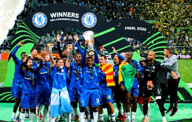 欧洲联赛再度激烈,球队展现出色表现 欧洲联赛再度激烈,球队展现出色表现