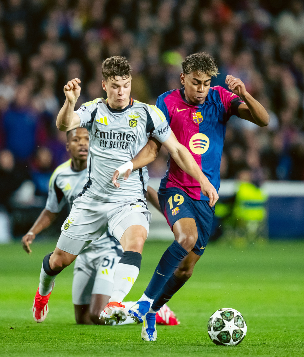 爱游戏娱乐-西班牙巴塞罗那胜波兰，晋级四分之一决赛