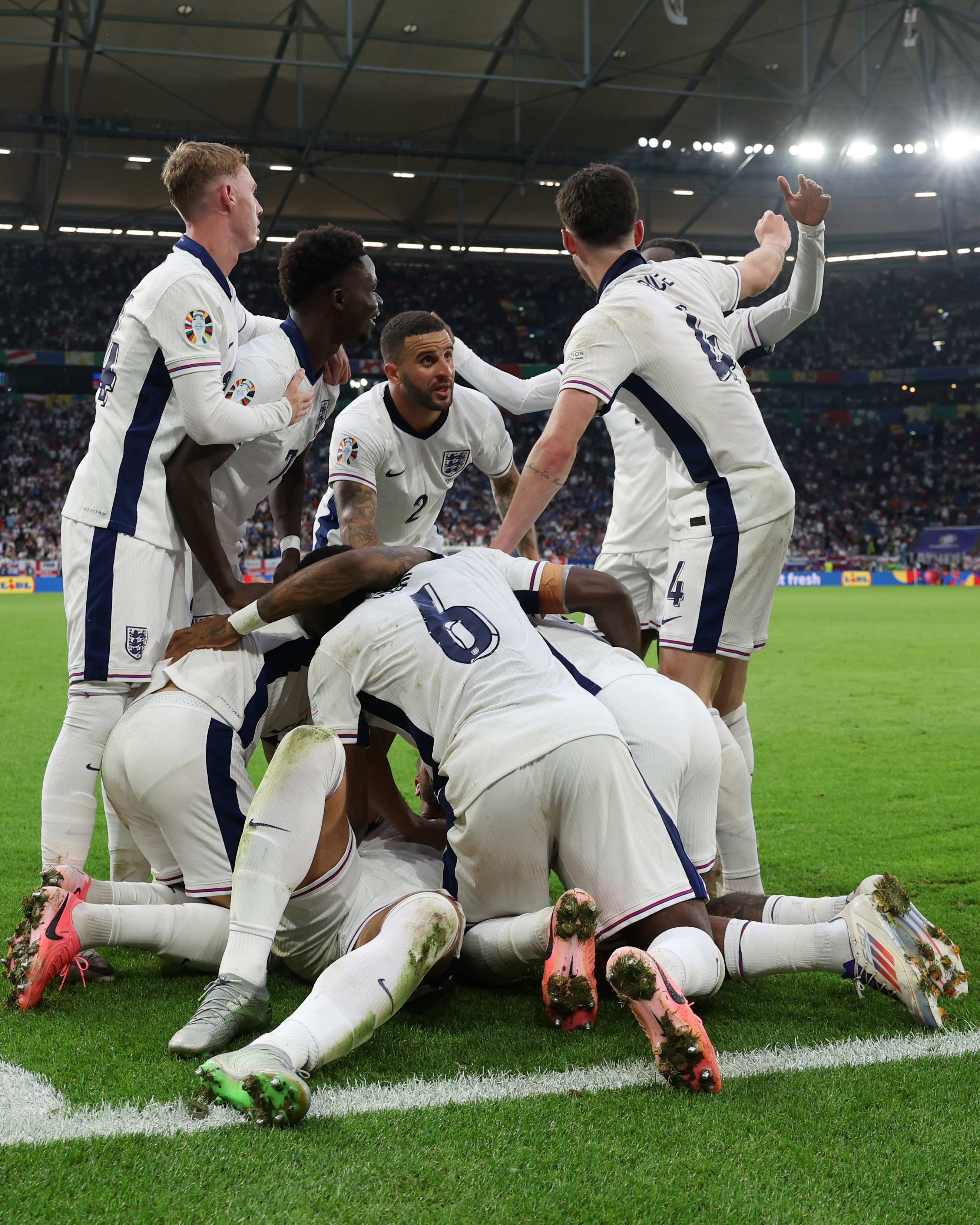 关于斯洛伐克胜土耳其:欧洲国际比赛的震撼拼搏的信息 关于斯洛伐克胜土耳其:欧洲国际比赛的震撼拼搏的信息