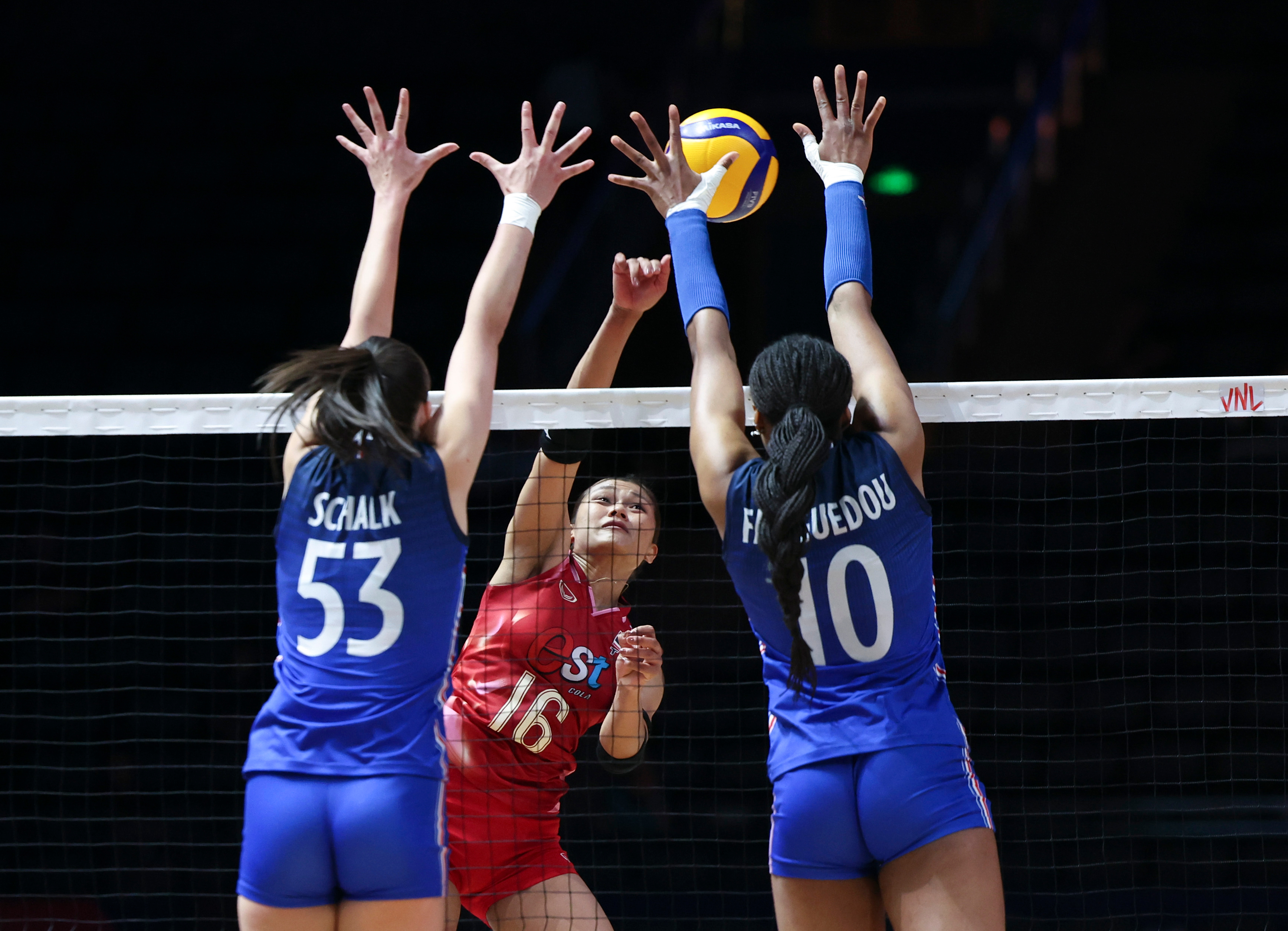 包含中国队绝杀泰国队,桃田贤斗惊艳四座的词条 包含中国队绝杀泰国队,桃田贤斗惊艳四座的词条